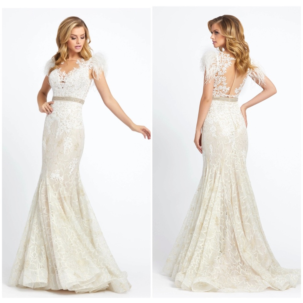 MAC DUGGAL
White Feather Cap Sleeve Illusion Neck Trumpet Gown 14 bridal wedding